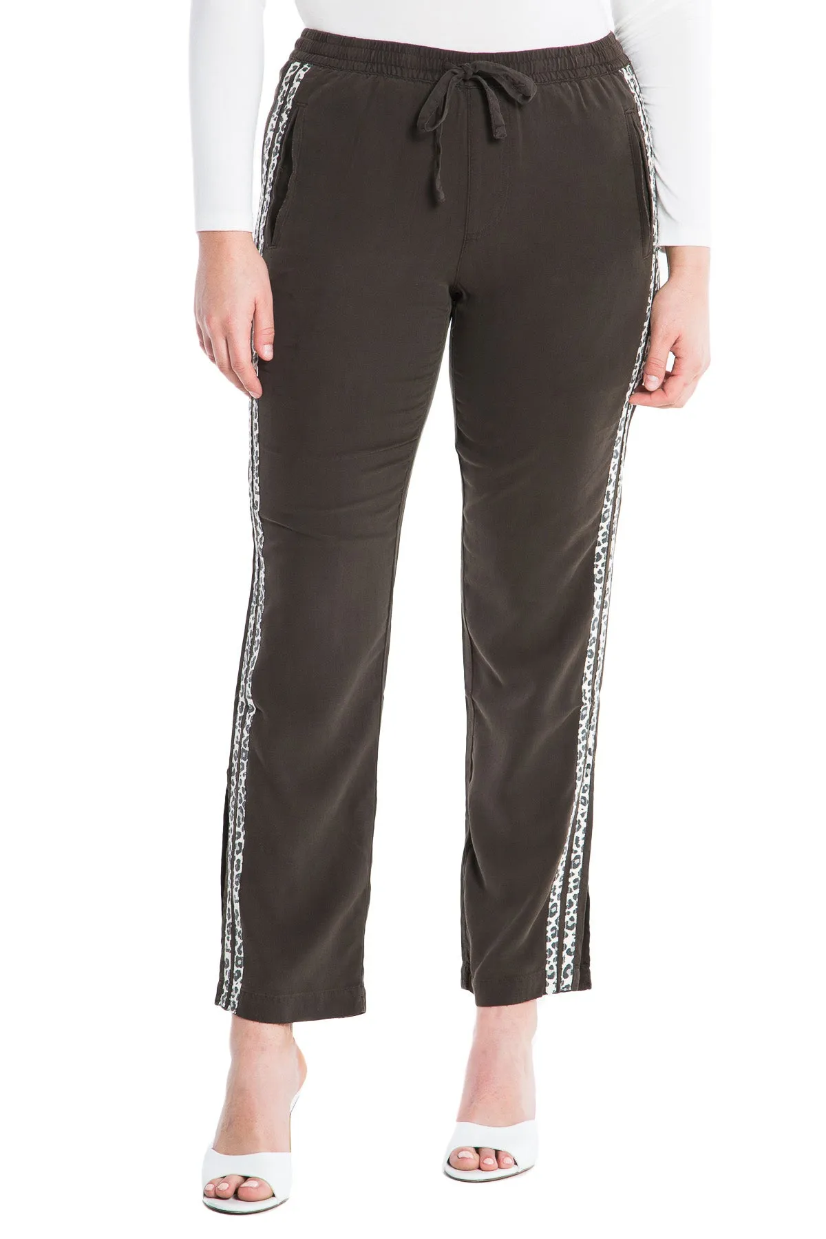 100% Silk relaxed pants with side tapes in Black Olive