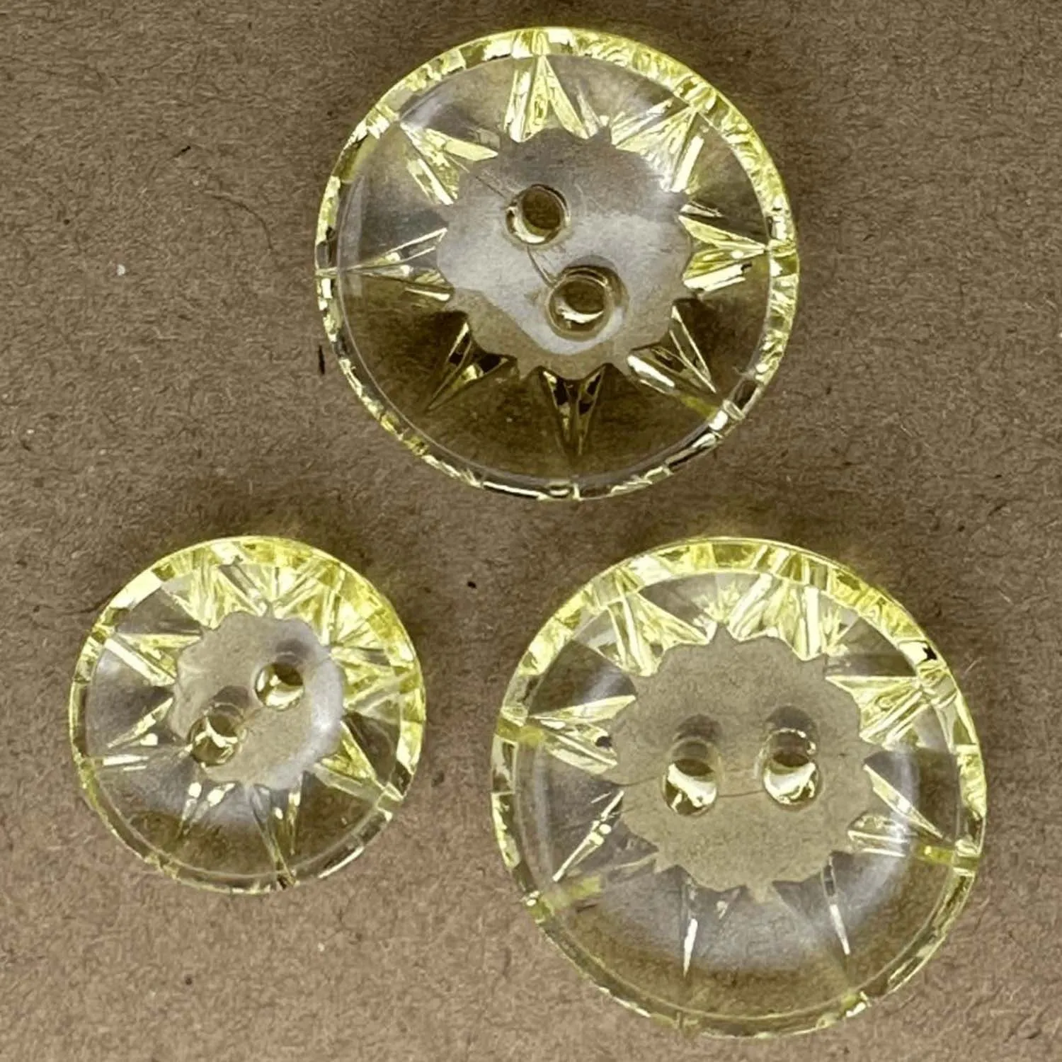 Round Clear Star Pattern 2 Hole Button