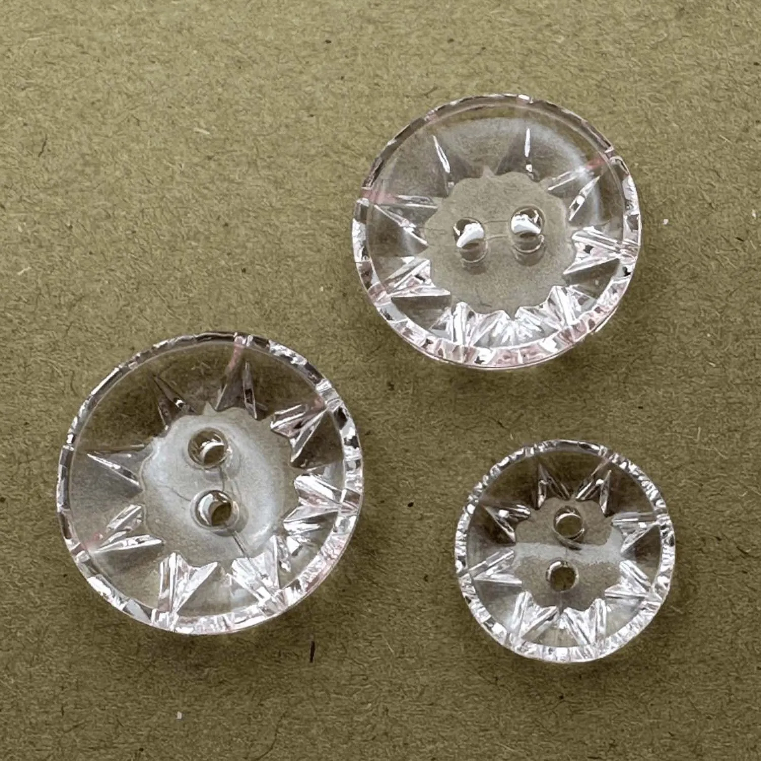 Round Clear Star Pattern 2 Hole Button