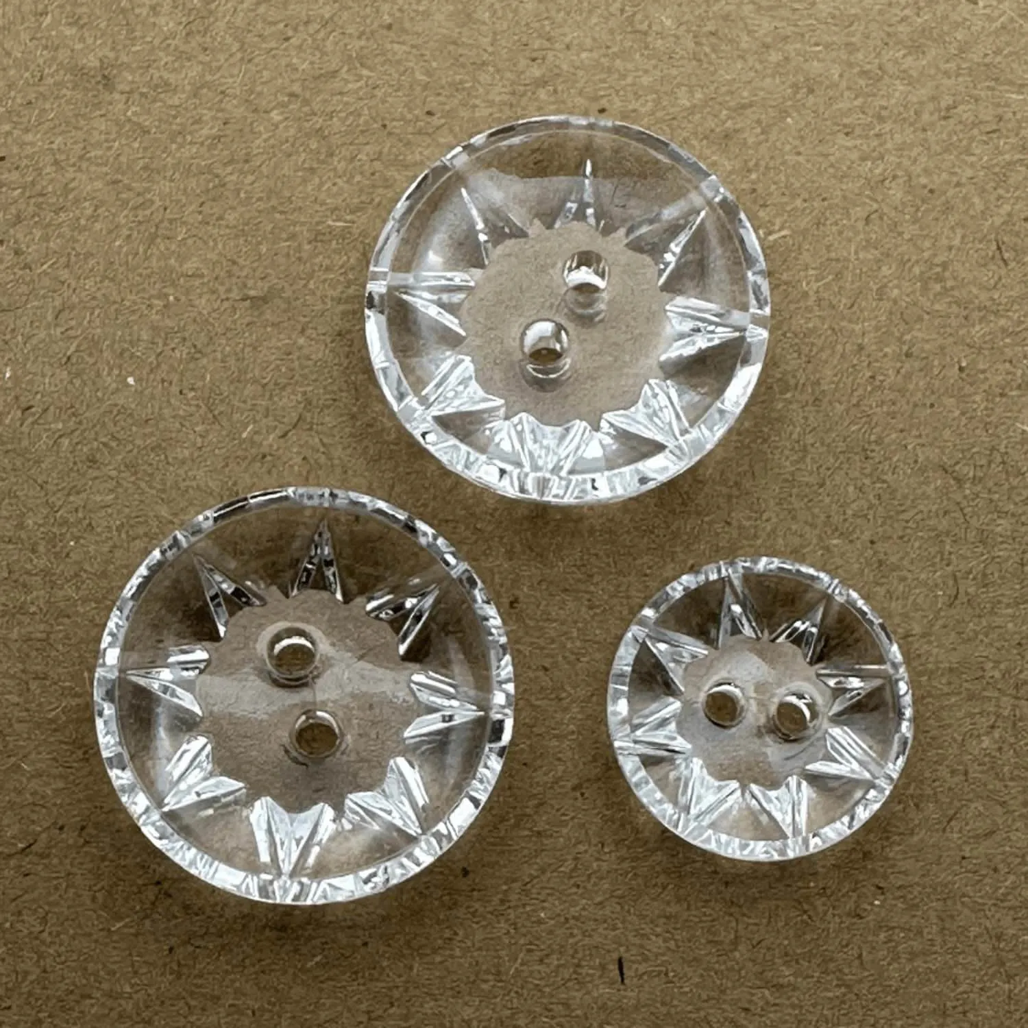 Round Clear Star Pattern 2 Hole Button