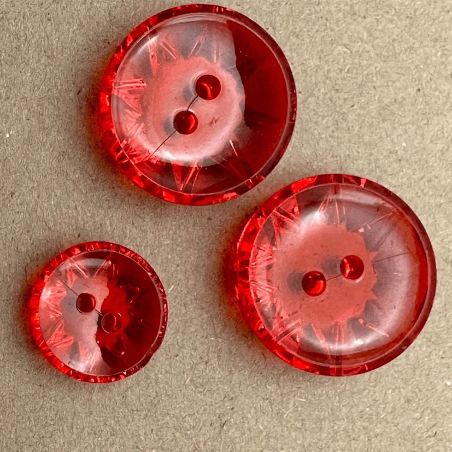 Round Clear Star Pattern 2 Hole Button