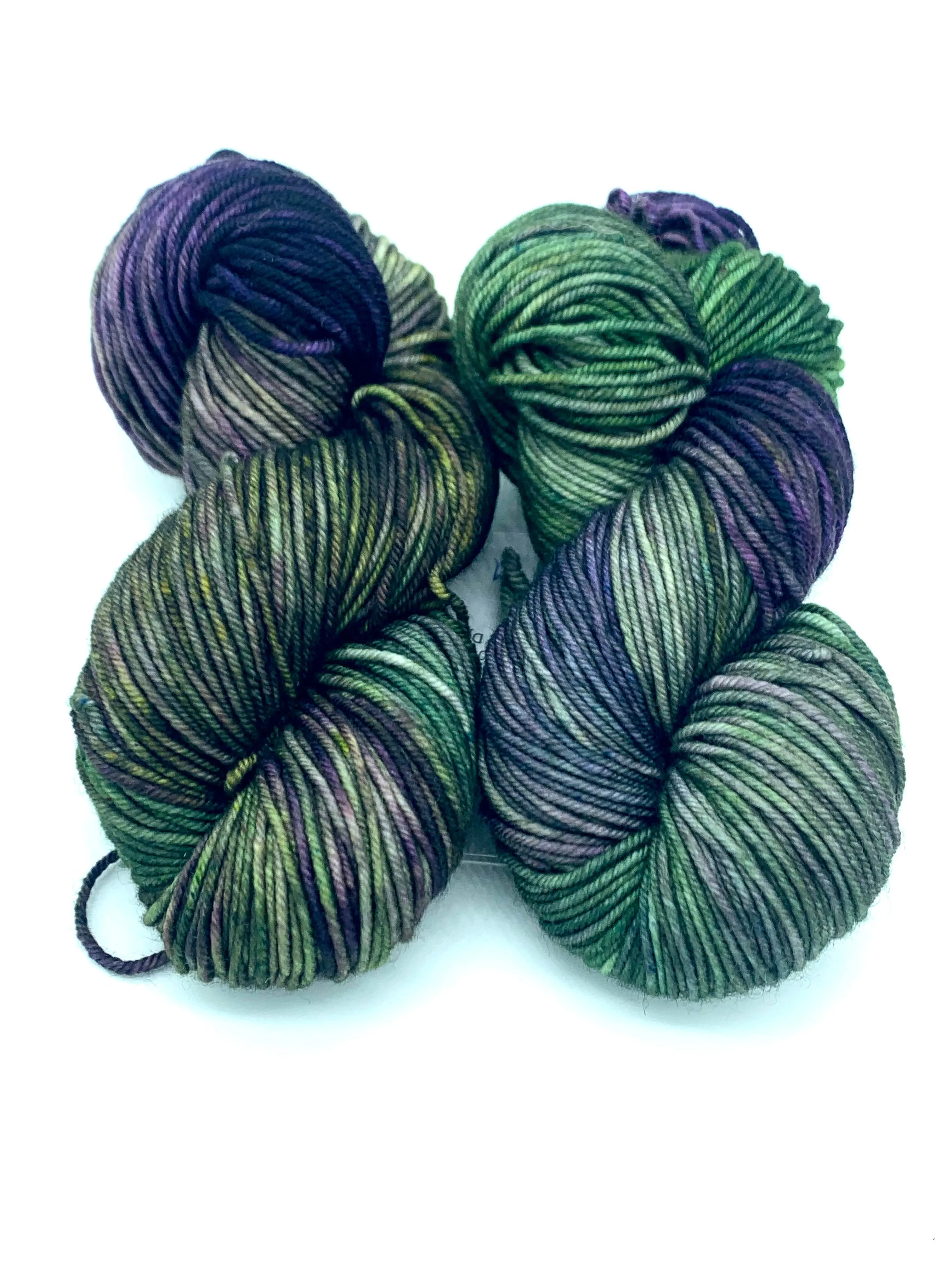 Ville: Blackberry ~ Superwash Merino Wool